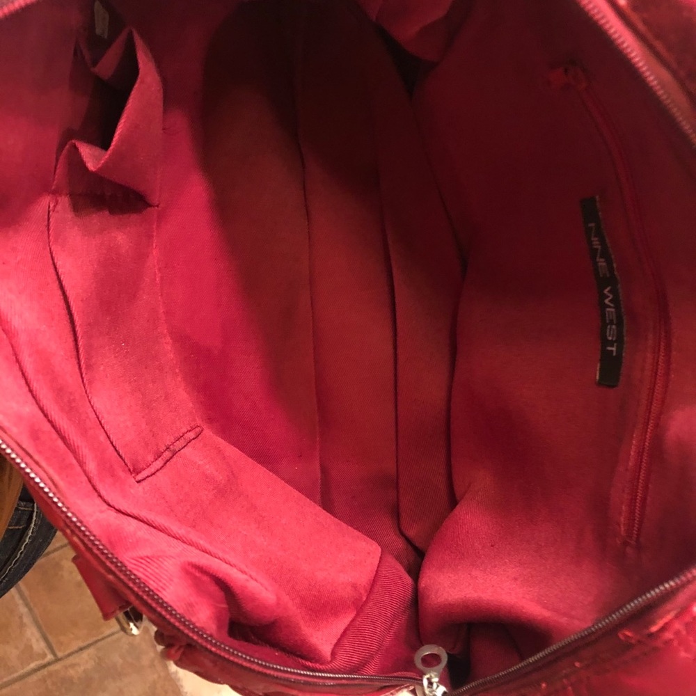 ✨S O L D✨  Nine West red leather handbag - Picture 8 of 8